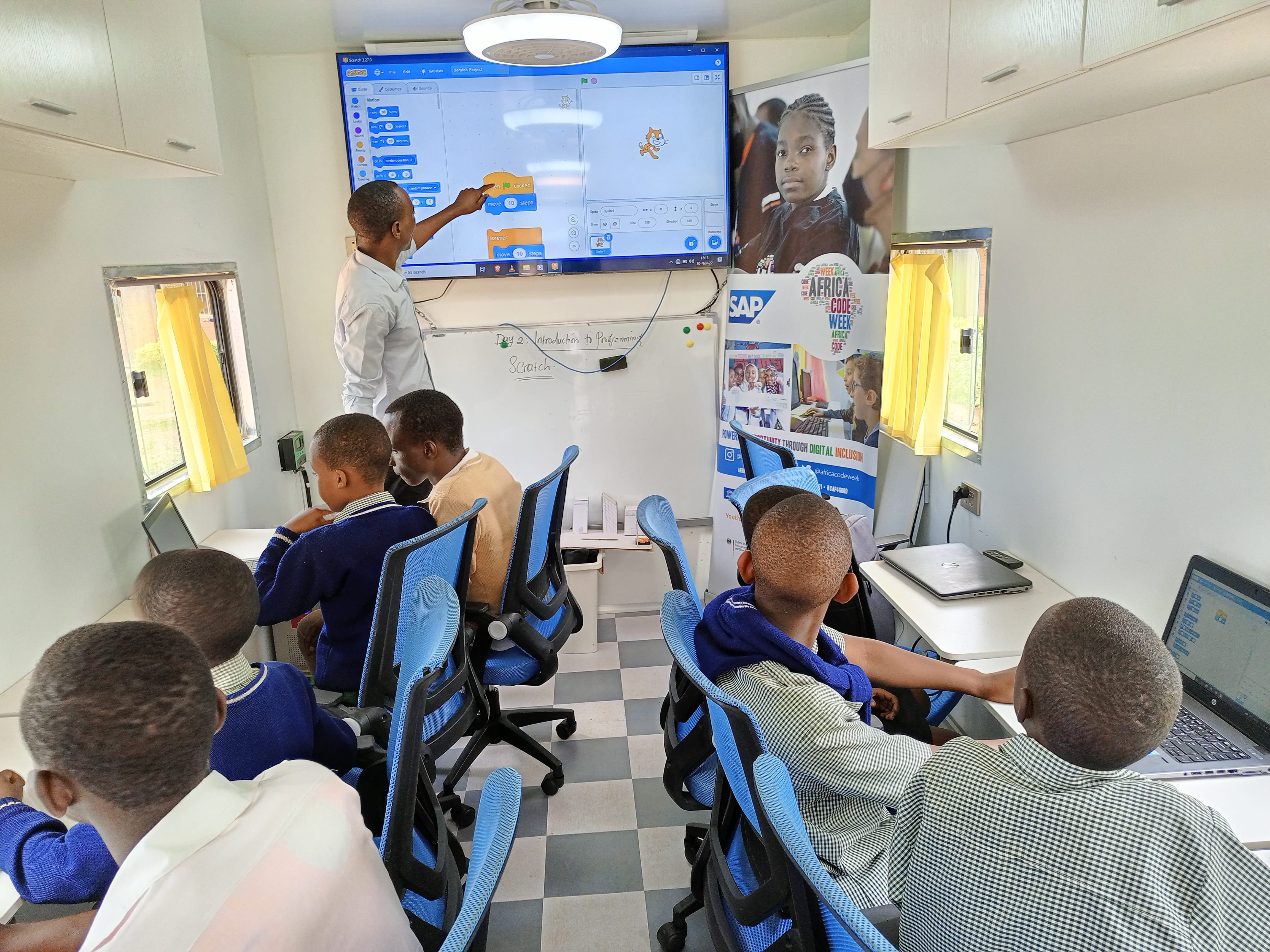 Conquering Africa’s Digital Divide: SAP Africa Code Week Empowers 2.6 million Youth in 2022