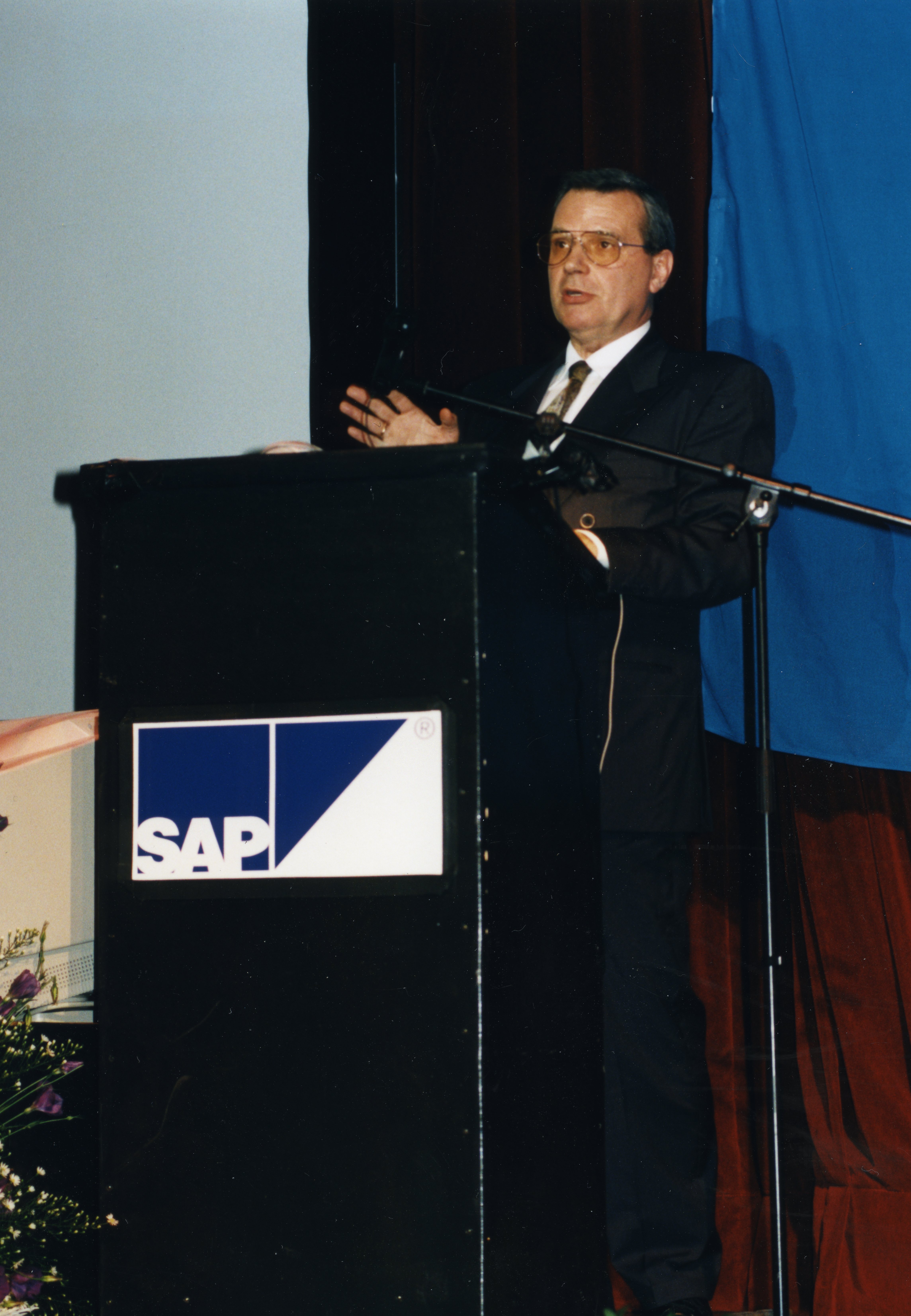 Peter Burgholzer vom ersten SAP-Kunden im Ausland, der Nettingsdorfer Papierfabrik.