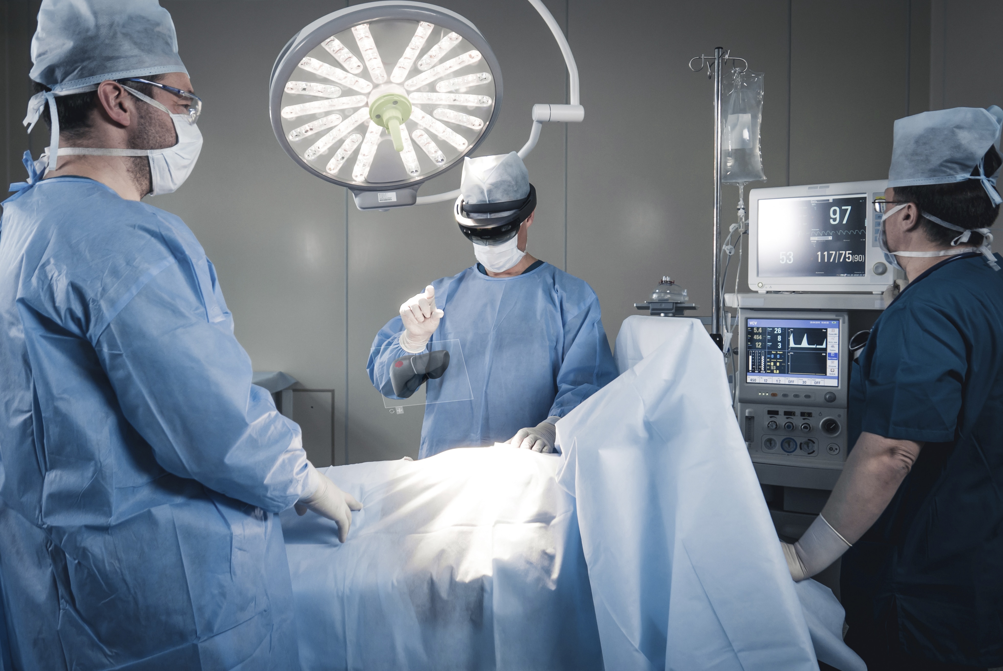 An Intelligent Platform for the Operating Room of the Future